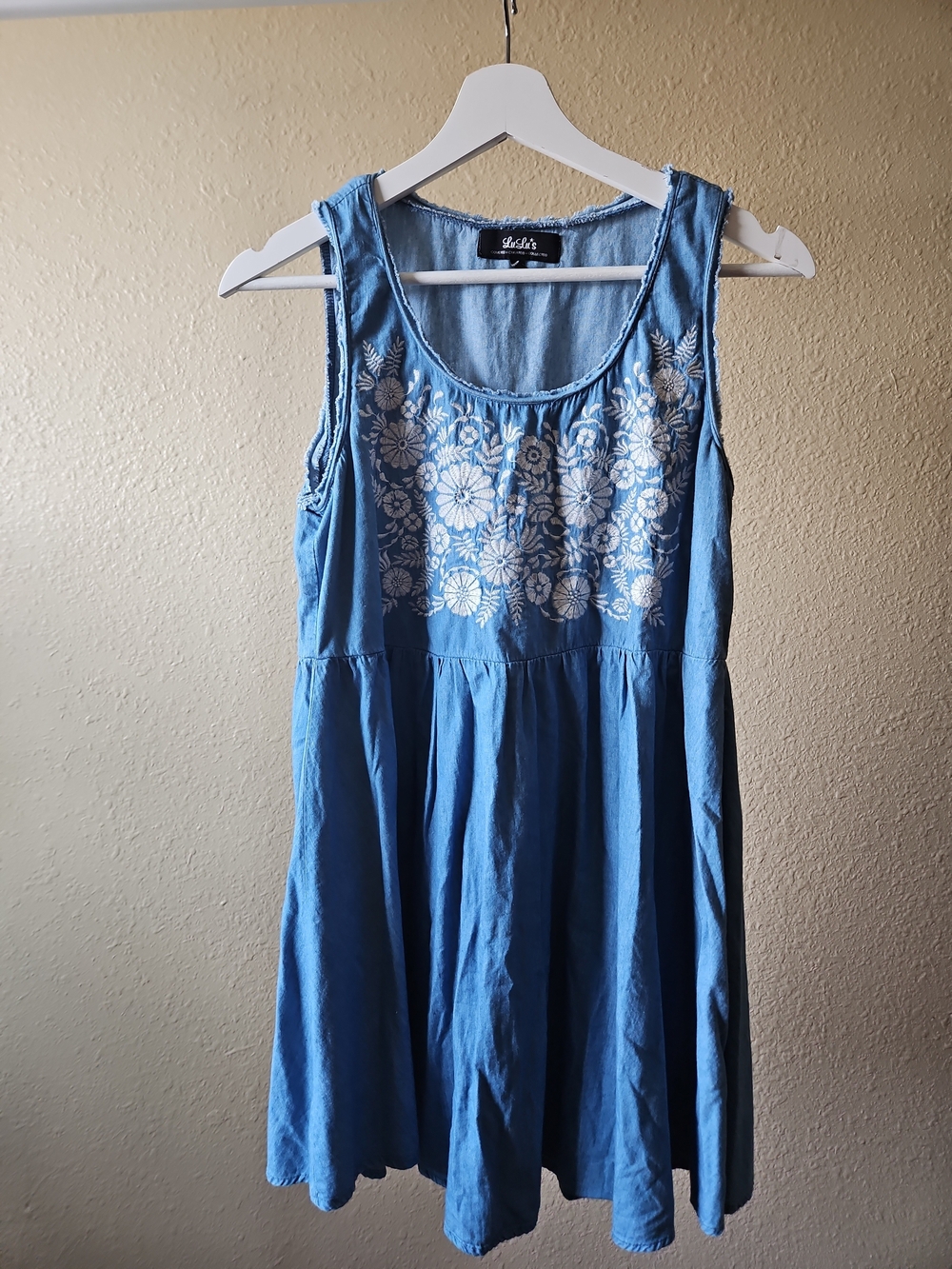 Lulu's Mary Jane Embroidered Blue Chambray Dress Size Small